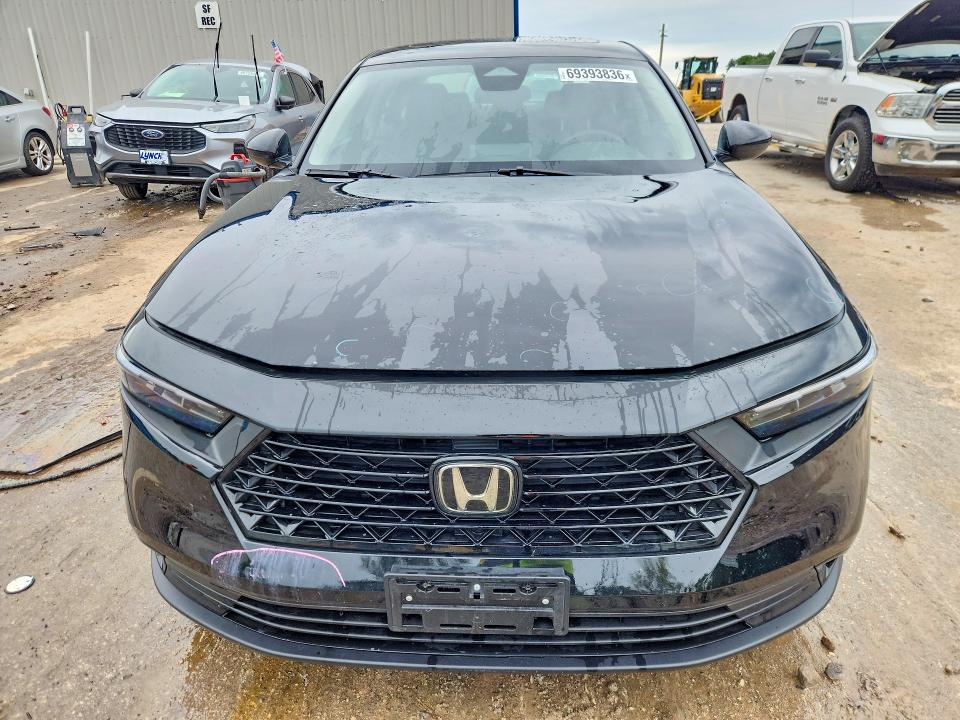 69393836 :رقم المزاد ، 1HGCY1F33PA047963 vin ، 2023 Honda Accord مزاد بيع