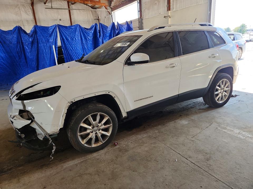 67422636 :رقم المزاد ، 1C4PJMDS9FW556487 vin ، 2015 Jeep Cherokee مزاد بيع