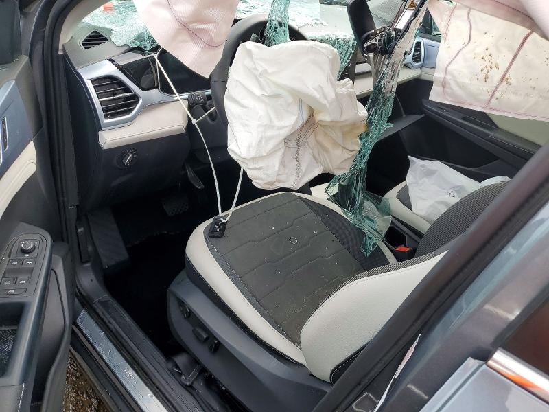 70171466 :رقم المزاد ، 3VVUC7B22SM045183 vin ، 2025 Volkswagen Taos مزاد بيع