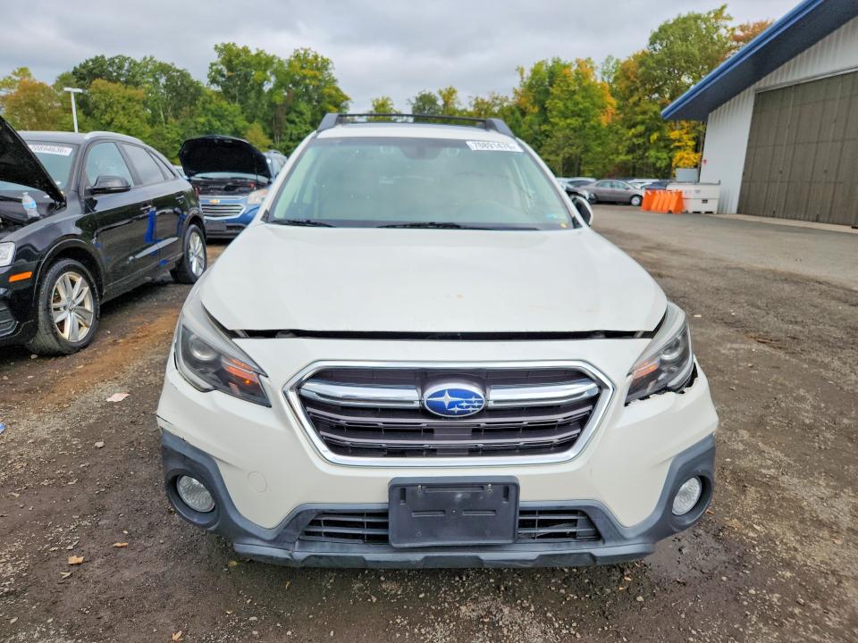 70891476 :رقم المزاد ، 4S4BSENC6J3344270 vin ، 2018 Subaru Outback مزاد بيع