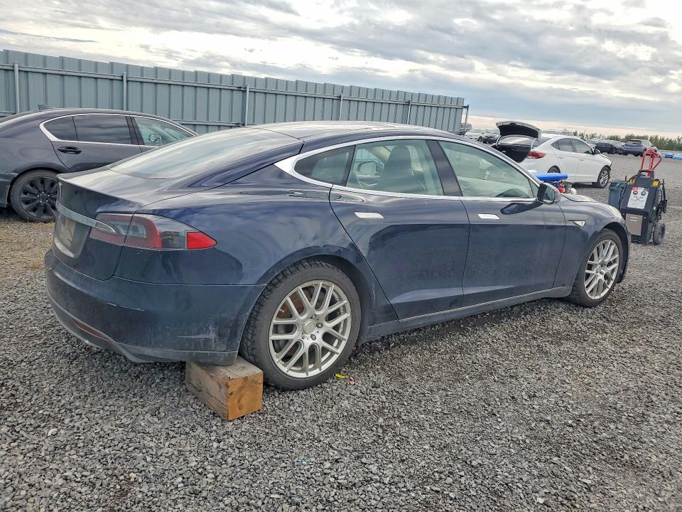 Продаж на аукціоні авто 2013 Tesla Model S, vin: 5YJSA1DN8DFP05296, номер лоту: 69190706