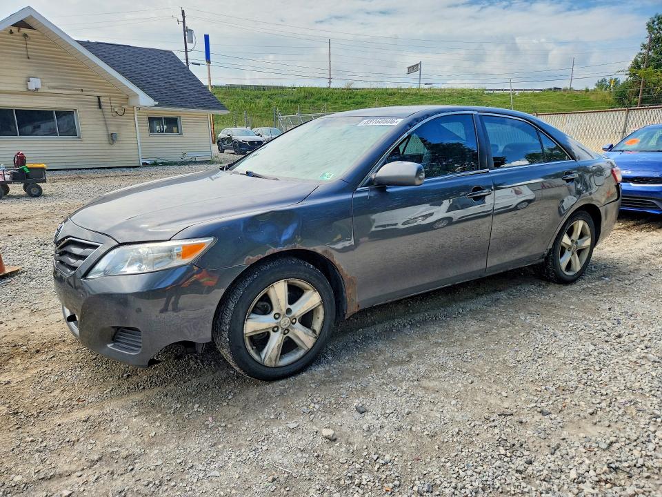 69160506 :رقم المزاد ، 4T1BF3EK0BU645192 vin ، 2011 Toyota Camry مزاد بيع