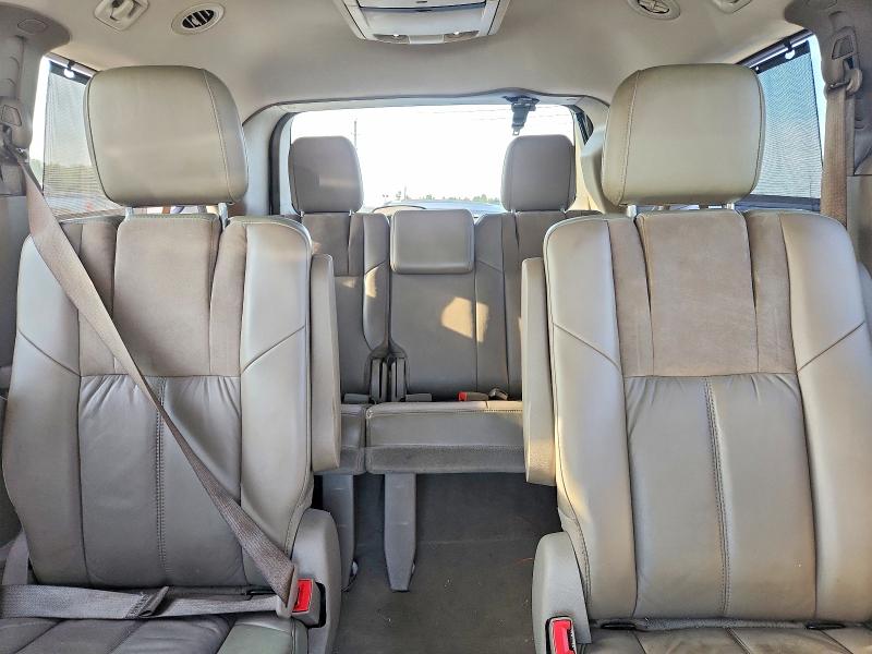 68618036 :رقم المزاد ، 2C4RC1GG8CR228569 vin ، 2012 Chrysler Town & Country مزاد بيع