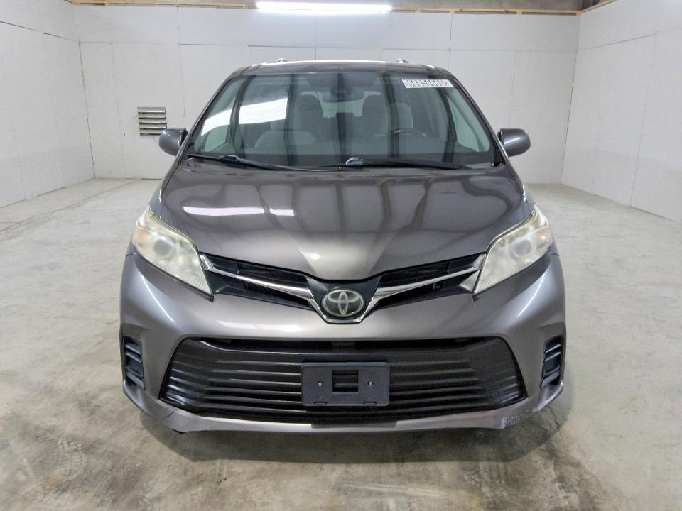 Продажа на аукционе авто 2019 Toyota Sienna, vin: 5TDKZ3DCXKS013097, номер лота: 68858666