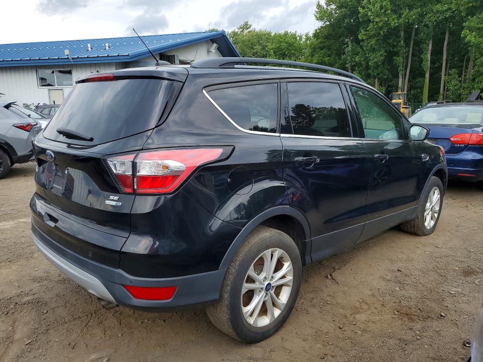2018 Ford Escape მანქანა იყიდება აუქციონზე, vin: 1FMCU9GD9JUB76128, აუქციონის ნომერი: 67855096