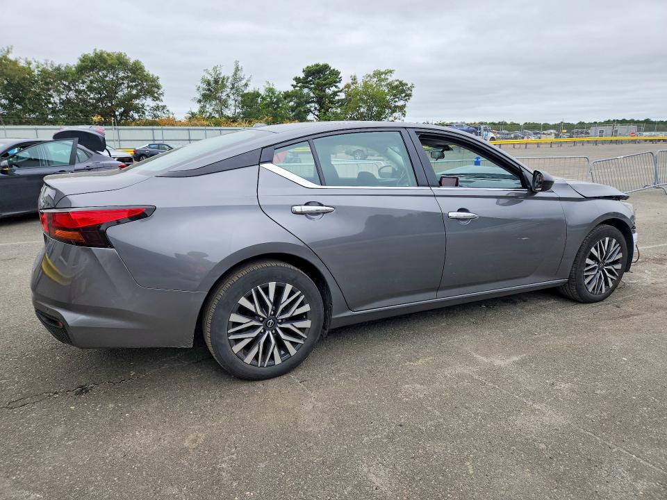 71012506 :رقم المزاد ، 1N4BL4DV7SN302443 vin ، 2025 Nissan Altima مزاد بيع