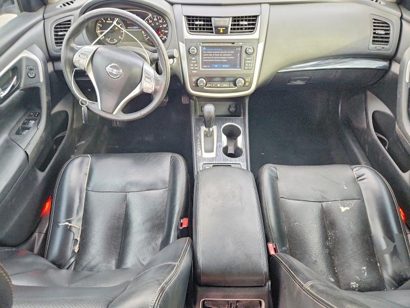 2017 Nissan Altima მანქანა იყიდება აუქციონზე, vin: 1N4AL3AP4HC250432, აუქციონის ნომერი: 70812186