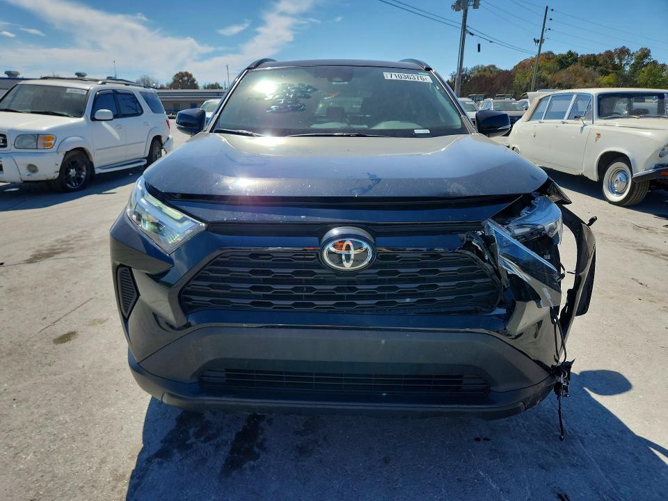 71036376 :رقم المزاد ، 2T3P1RFV8PW402048 vin ، 2023 Toyota Rav4 مزاد بيع