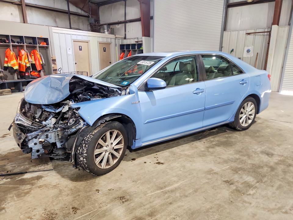 69818726 :رقم المزاد ، 4T1BD1FK5DU088243 vin ، 2013 Toyota Camry Hybrid مزاد بيع