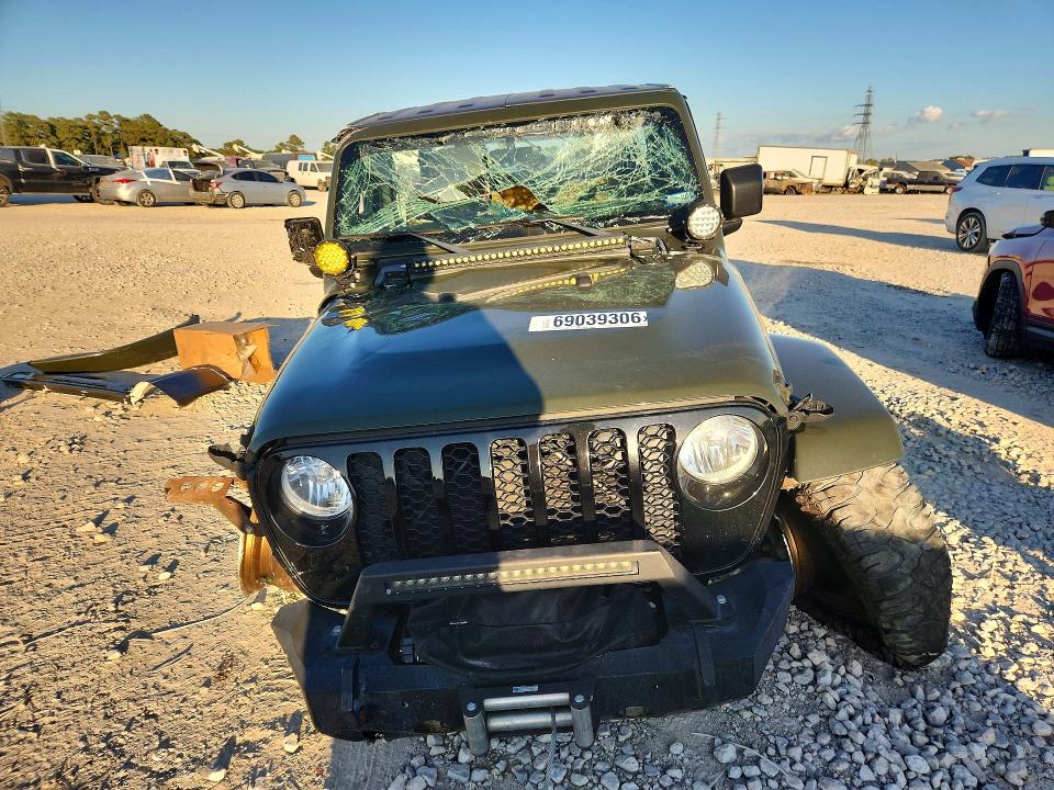 Продажа на аукционе авто 2023 Jeep Gladiator, vin: 1C6HJTAGXPL508960, номер лота: 69039306