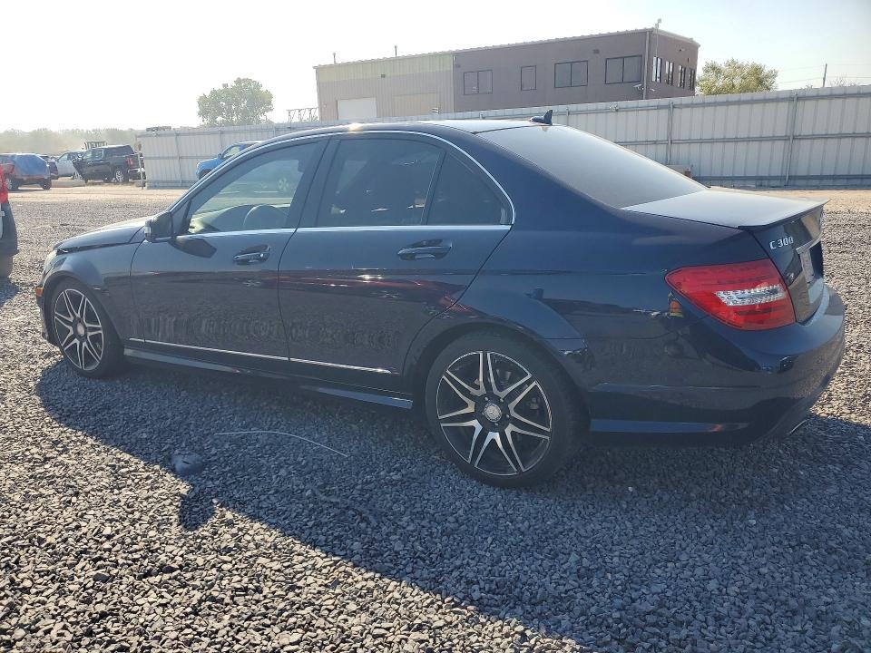 Продажа на аукционе авто 2013 Mercedes-benz C, vin: WDDGF8AB9DR244006, номер лота: 69753846