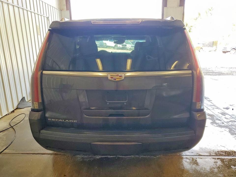 2015 Cadillac Escalade მანქანა იყიდება აუქციონზე, vin: 1GYS4NKJ3FR515539, აუქციონის ნომერი: 68644896