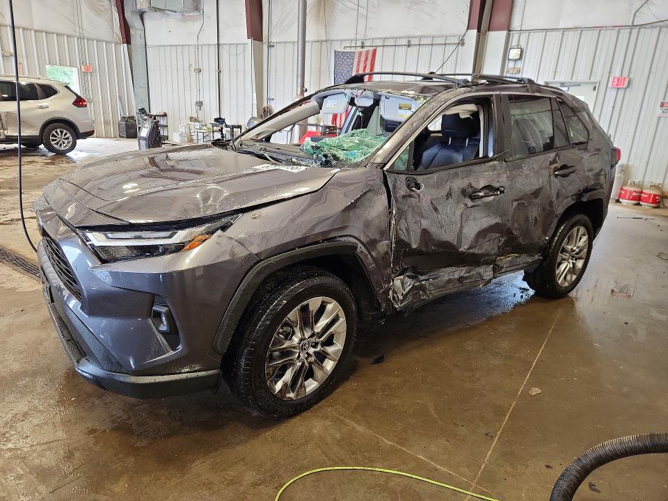 Auction sale of the 2024 Toyota Rav4, vin: 2T3A1RFV1RC401477, lot number: 67985156