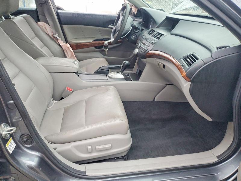 2011 Honda Accord მანქანა იყიდება აუქციონზე, vin: 1HGCP2F80BA125497, აუქციონის ნომერი: 70075286