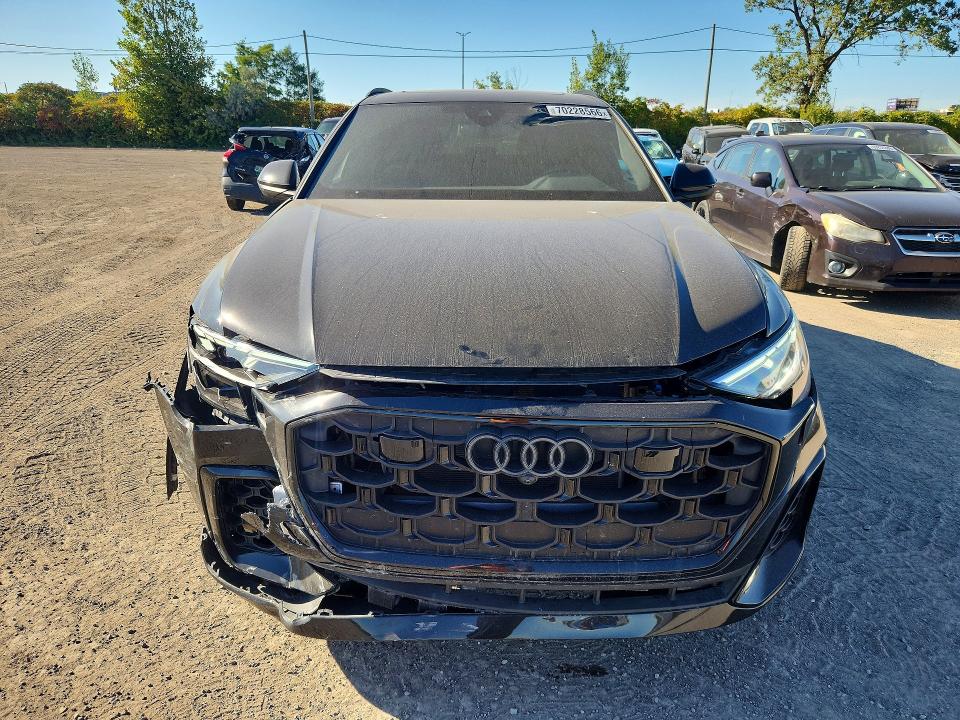 Продаж на аукціоні авто 2025 Audi Q8, vin: WA1DVBF18SD009002, номер лоту: 70228566