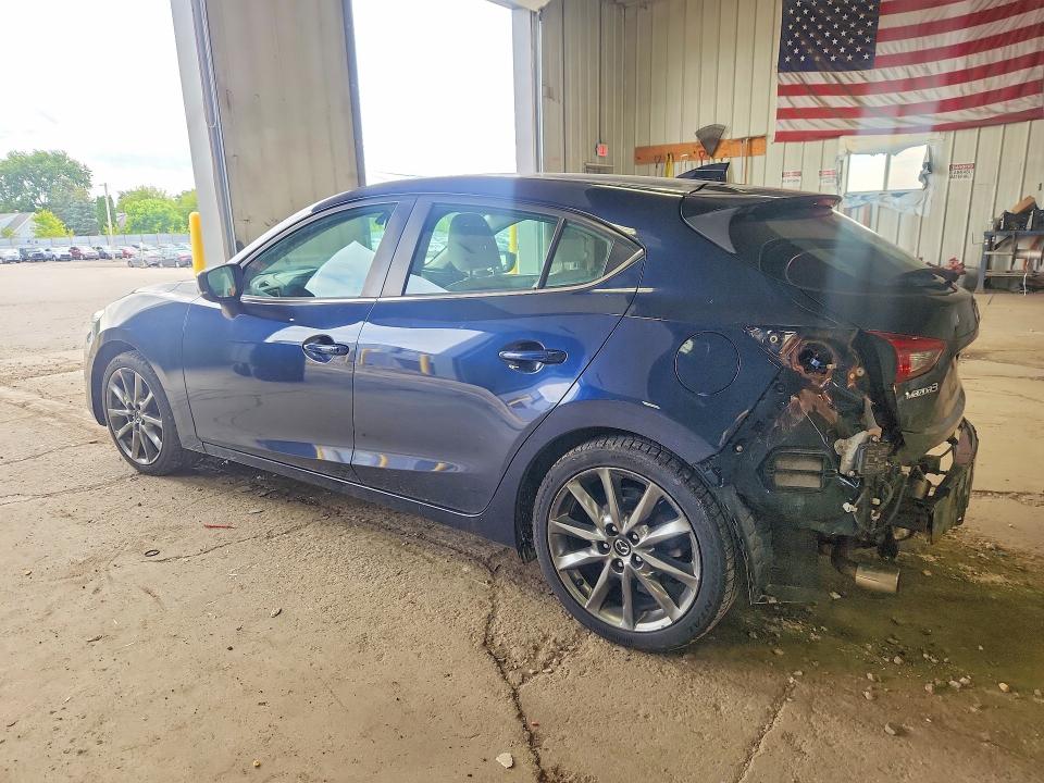 Продаж на аукціоні авто 2018 Mazda 3, vin: 3MZBN1M35JM165123, номер лоту: 68098726