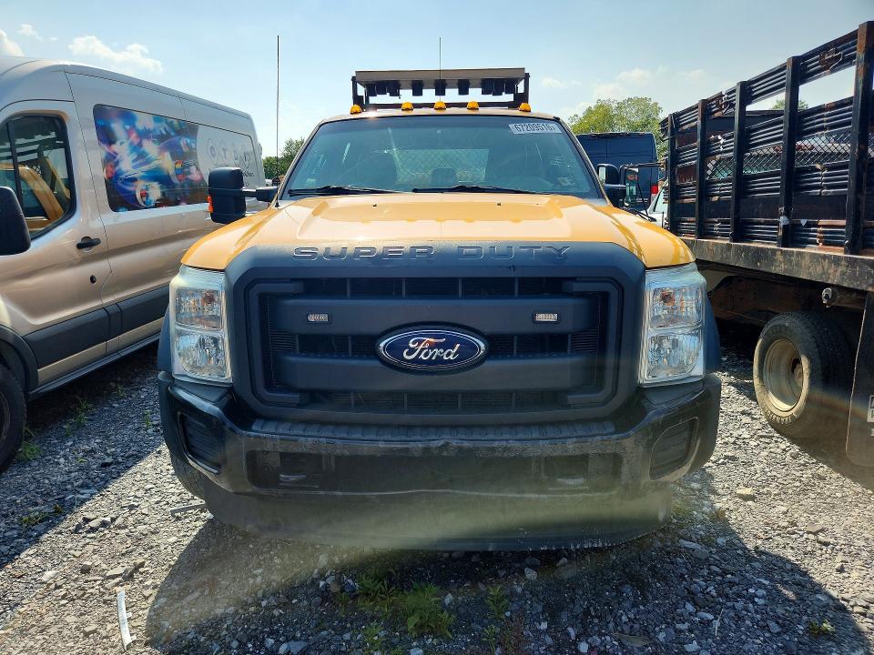 67209516 :رقم المزاد ، 1FD0W5GY0FEA42344 vin ، 2015 Ford F550 مزاد بيع