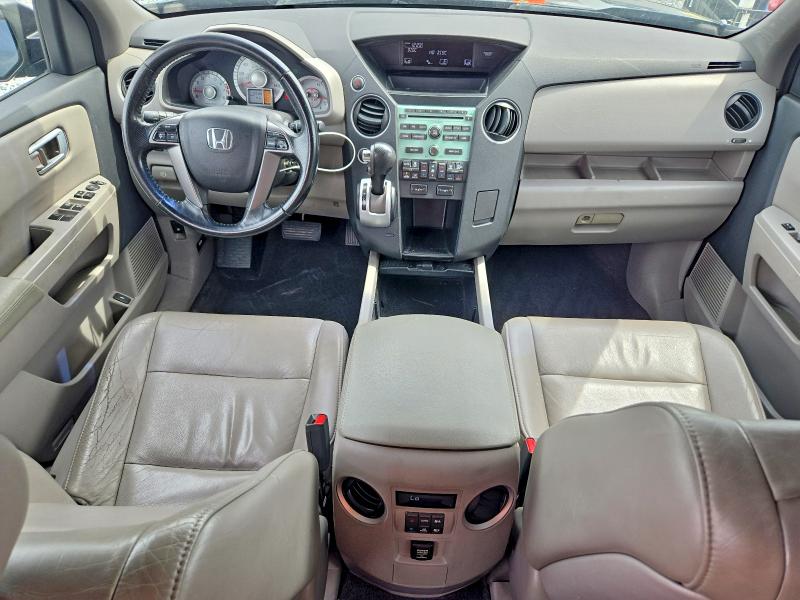 70706996 :رقم المزاد ، 5FNYF4H51BB030556 vin ، 2011 Honda Pilot مزاد بيع