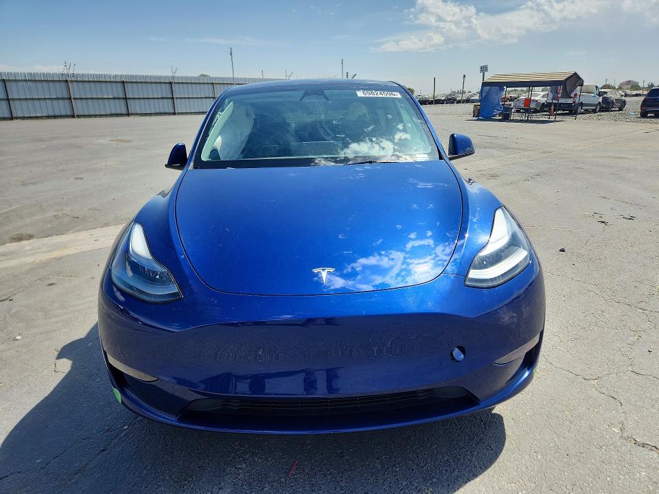 Продаж на аукціоні авто 2023 Tesla Model Y, vin: 7SAYGDEE0PF784334, номер лоту: 69824596