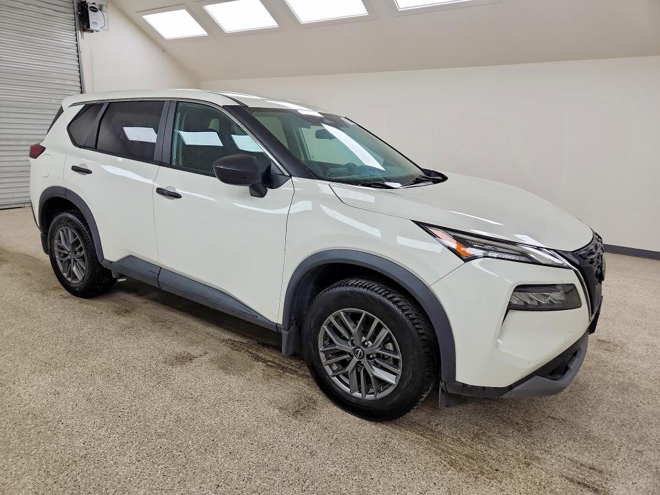 70535136 :رقم المزاد ، 5N1BT3AB8PC771053 vin ، 2023 Nissan Rogue مزاد بيع