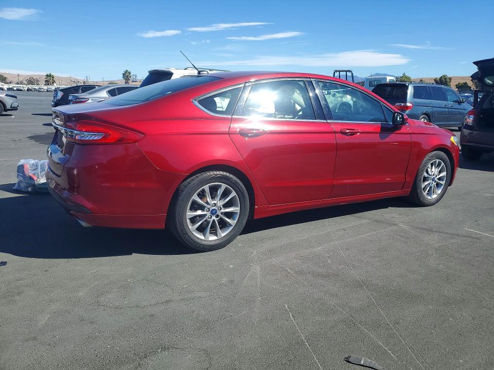 Продажа на аукционе авто 2017 Ford Fusion, vin: 3FA6P0H75HR414027, номер лота: 70259836