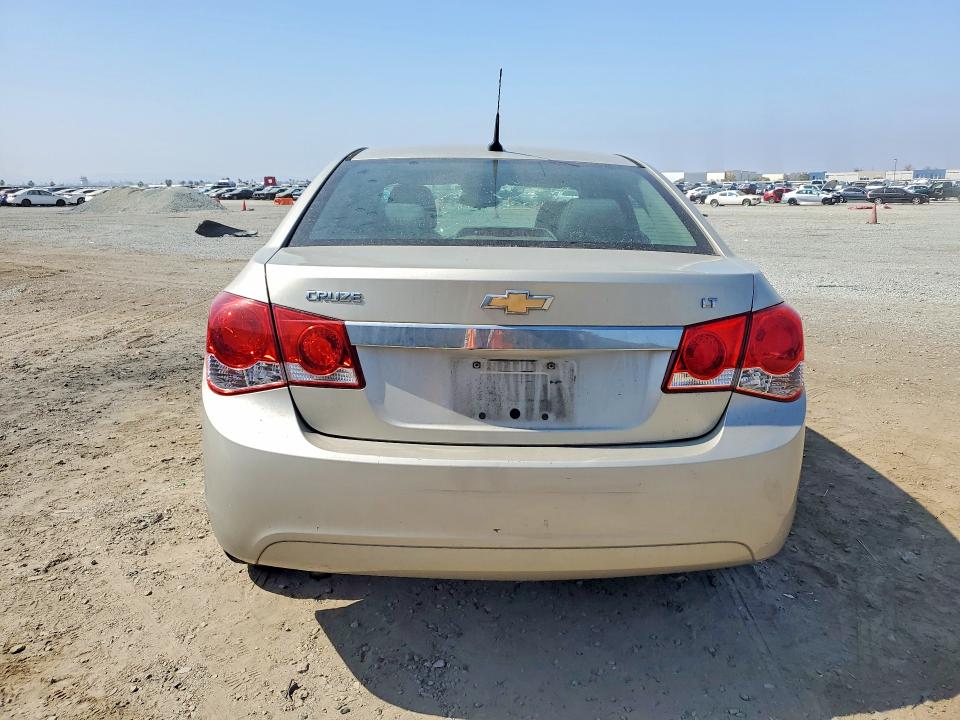 70302496 :رقم المزاد ، 1G1PE5SB6D7294392 vin ، 2013 Chevrolet Cruze مزاد بيع