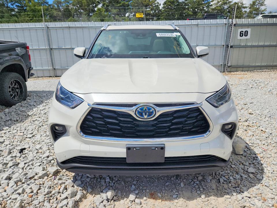 68603536 :رقم المزاد ، 5TDXBRCH8MS520416 vin ، 2021 Toyota Highlander Hybrid مزاد بيع