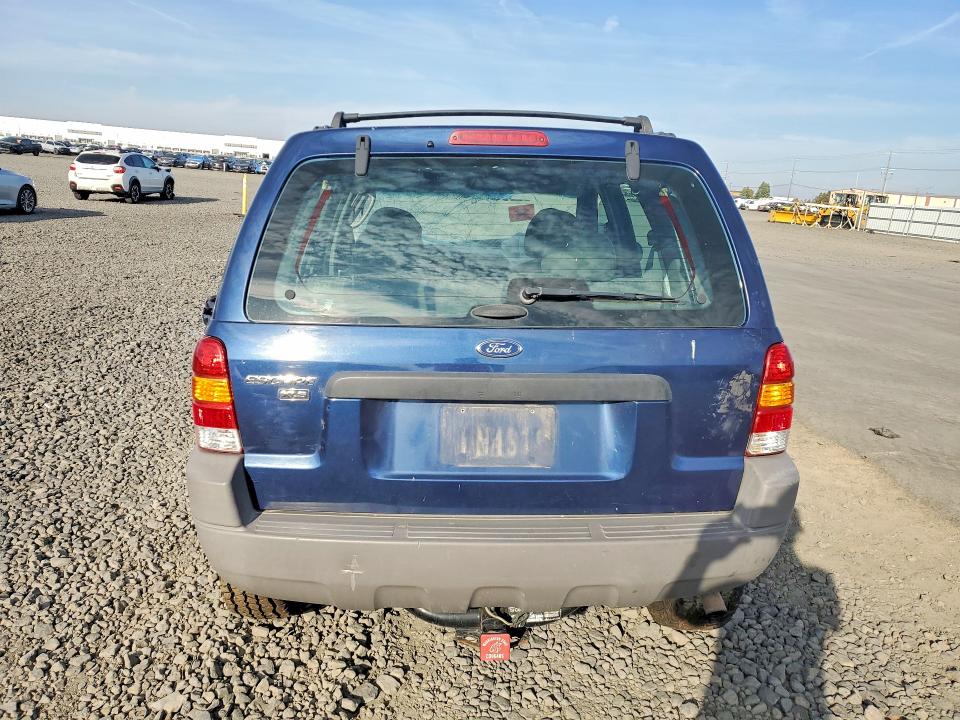 69117026 :رقم المزاد ، 1FMYU021X2KA64207 vin ، 2002 Ford Escape مزاد بيع