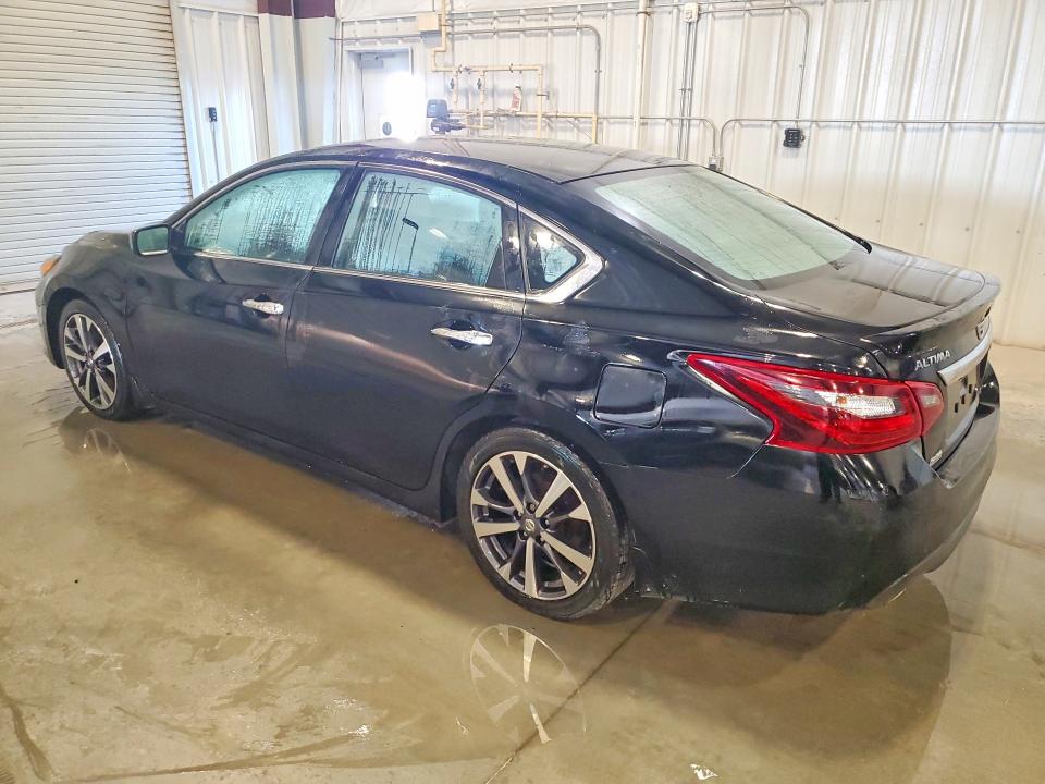 68369336 :رقم المزاد ، 1N4AL3AP0HN349849 vin ، 2017 Nissan Altima مزاد بيع