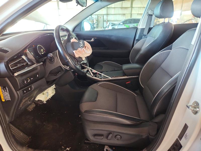 67888106 :رقم المزاد ، KNDCC3LGXL5065301 vin ، 2020 Kia Niro مزاد بيع