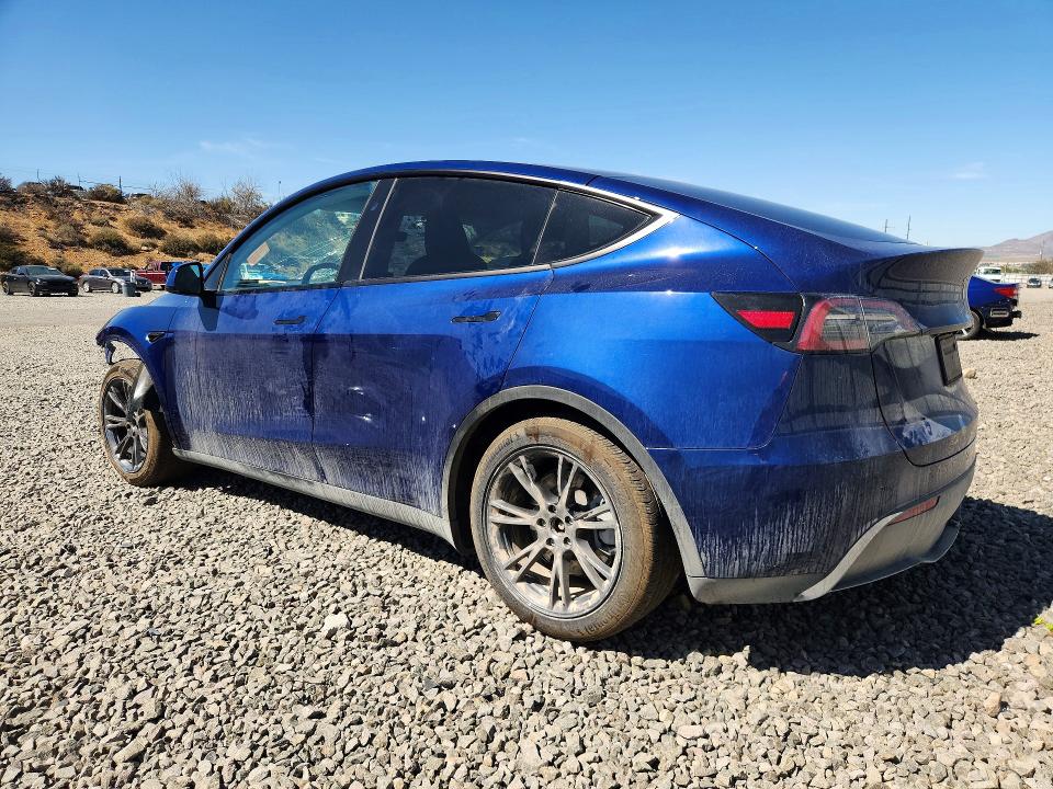 67924446 :رقم المزاد ، 7SAYGDEDXSF232565 vin ، 2025 Tesla Model Y مزاد بيع