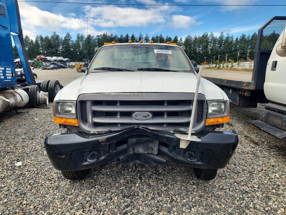 65503906 :رقم المزاد ، 1FDXF46F8YEE09762 vin ، 2000 Ford F450 مزاد بيع