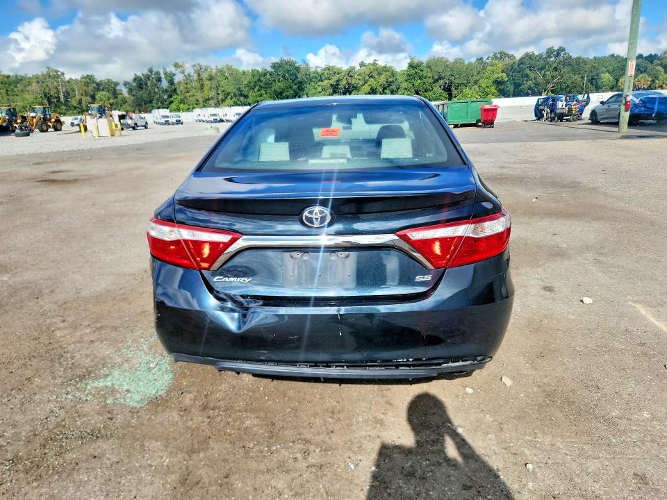 Продаж на аукціоні авто 2015 Toyota Camry, vin: 4T1BF1FK9FU092096, номер лоту: 70051876