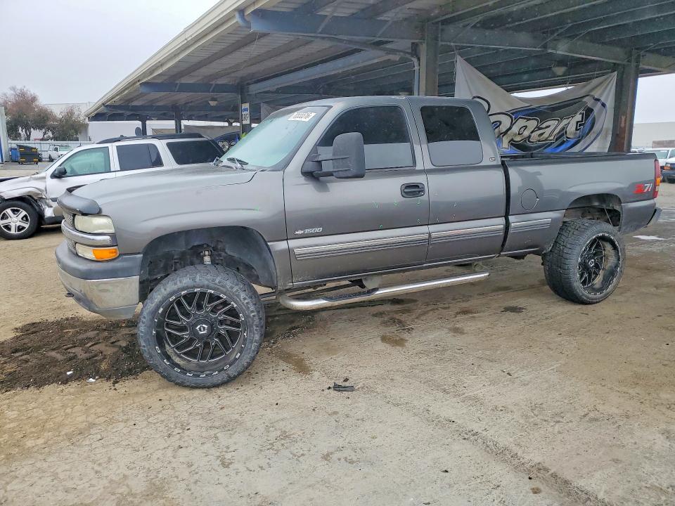 2000 Chevrolet Silverado მანქანა იყიდება აუქციონზე, vin: 1GCEK19T2YE150662, აუქციონის ნომერი: 70555516
