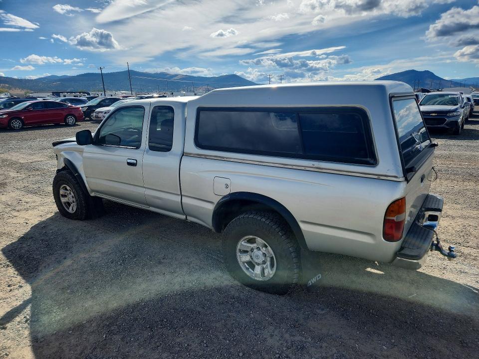 2000 Toyota Tacoma მანქანა იყიდება აუქციონზე, vin: 4TAWN72N7YZ627892, აუქციონის ნომერი: 67772986