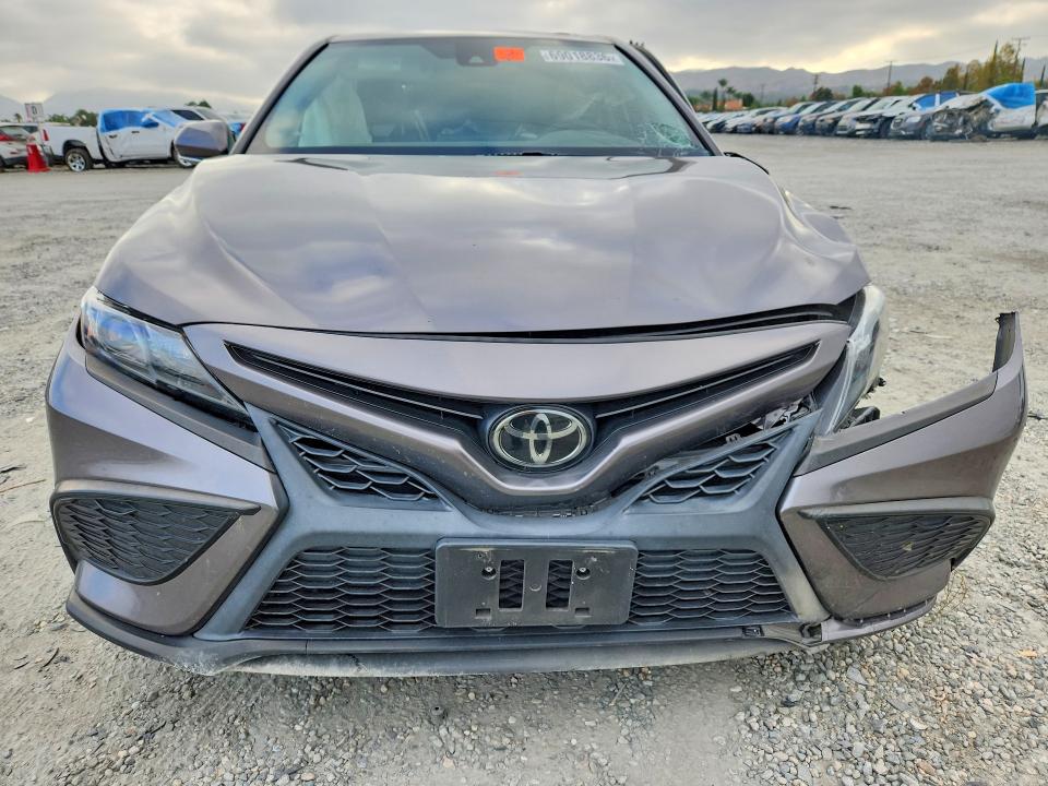 Продаж на аукціоні авто 2024 Toyota Camry, vin: 4T1G11AK1RU851419, номер лоту: 69018836