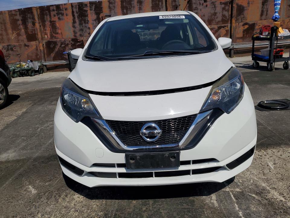 69929056 :رقم المزاد ، 3N1CE2CP9HL374188 vin ، 2017 Nissan Versa Note مزاد بيع