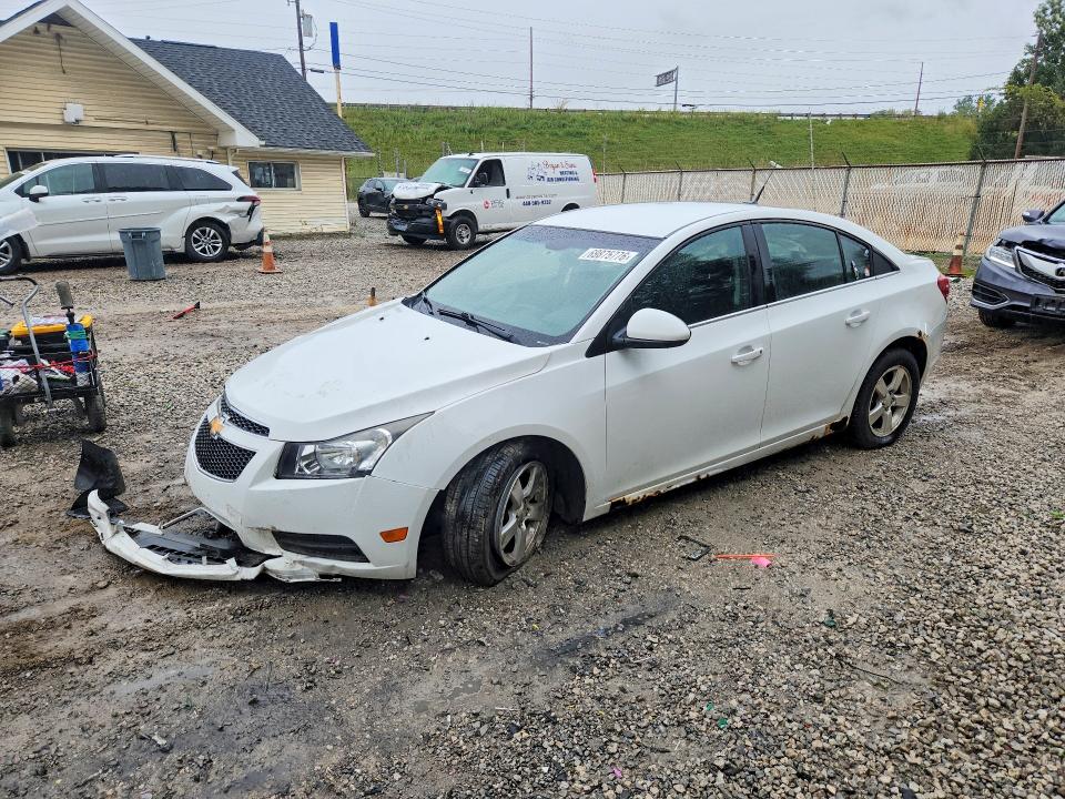 2014 Chevrolet Cruze მანქანა იყიდება აუქციონზე, vin: 1G1PC5SB2E7318484, აუქციონის ნომერი: 69875776
