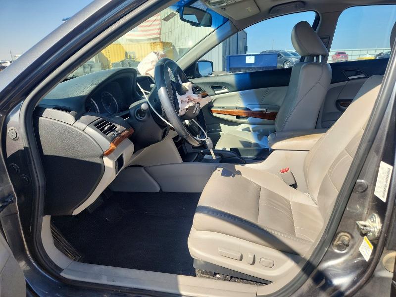 67643376 :رقم المزاد ، 1HGCP2F84BA113899 vin ، 2011 Honda Accord مزاد بيع