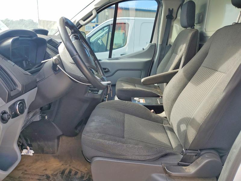 2015 Ford Transit მანქანა იყიდება აუქციონზე, vin: 1FTNR1ZM7FKA68090, აუქციონის ნომერი: 68830796