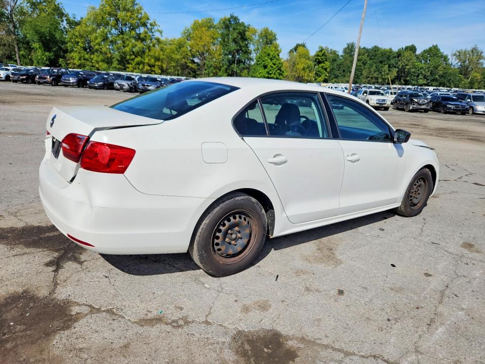 69025686 :رقم المزاد ، 3VW2K7AJ1EM207419 vin ، 2014 Volkswagen Jetta مزاد بيع