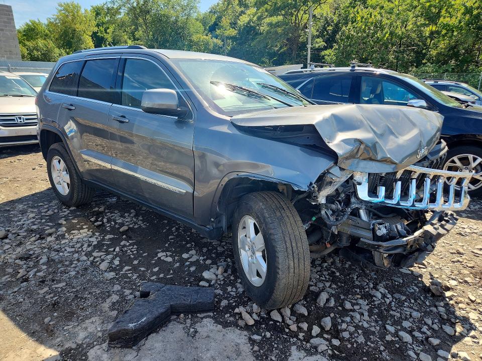 2013 Jeep Grand Cherokee მანქანა იყიდება აუქციონზე, vin: 1C4RJFAG8DC506098, აუქციონის ნომერი: 67135716