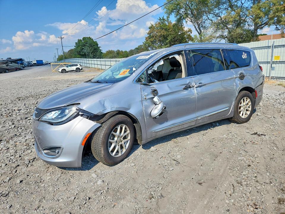 69513446 :رقم المزاد ، 2C4RC1GG9JR314504 vin ، 2018 Chrysler Pacifica مزاد بيع