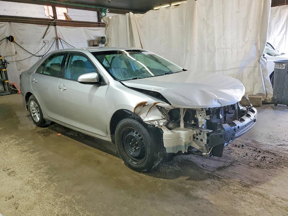 68725696 :رقم المزاد ، 4T4BF1FK7DR312709 vin ، 2013 Toyota Camry مزاد بيع