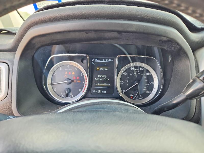 70437306 :رقم المزاد ، 1N6AA1C61HN572018 vin ، 2017 Nissan Titan مزاد بيع