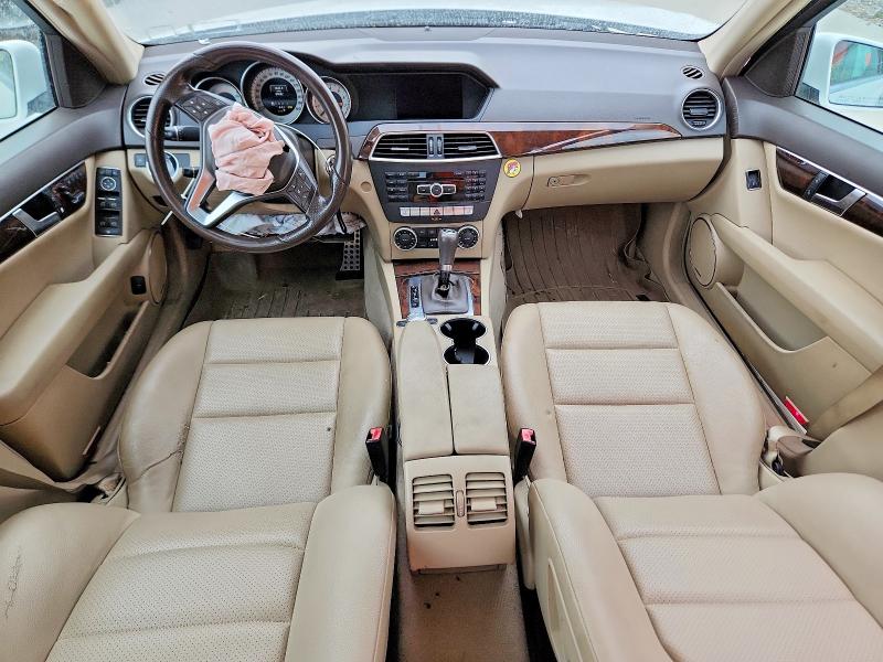 Продаж на аукціоні авто 2014 Mercedes-benz C, vin: WDDGF8AB3EA957838, номер лоту: 70947996