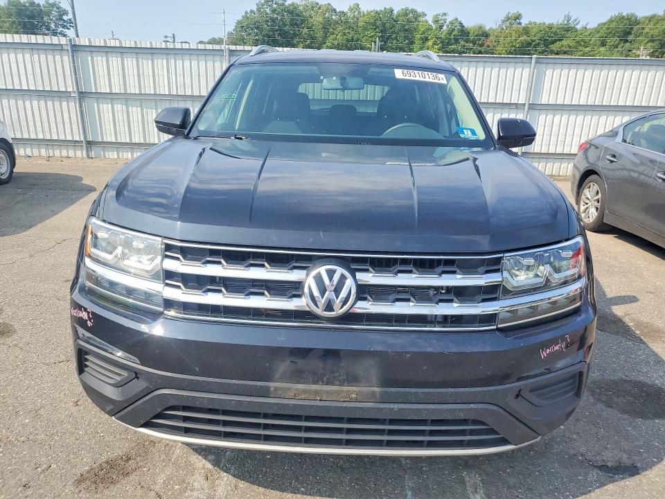 69310136 :رقم المزاد ، 1V2GR2CAXJC531385 vin ، 2018 Volkswagen Atlas مزاد بيع