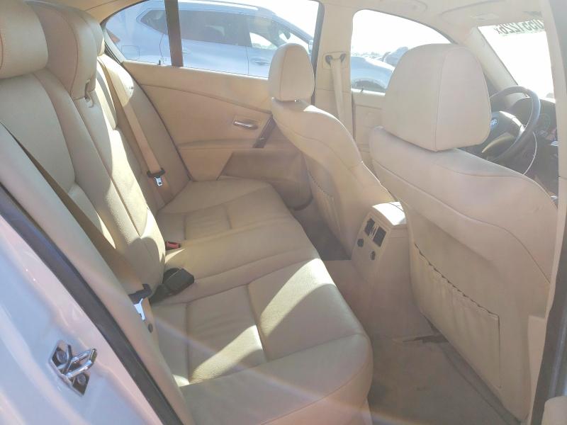 70551226 :رقم المزاد ، WBANB33554B113216 vin ، 2004 Bmw 545 مزاد بيع