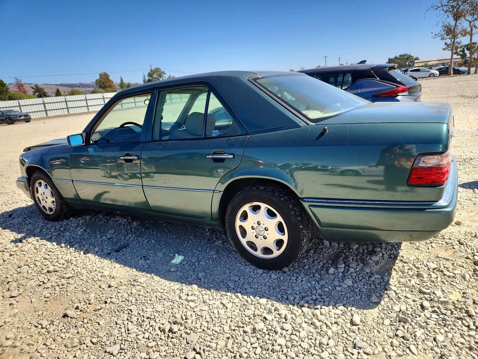 Продажа на аукционе авто 1995 Mercedes-benz E, vin: WDBEB31E0SC268106, номер лота: 69001716