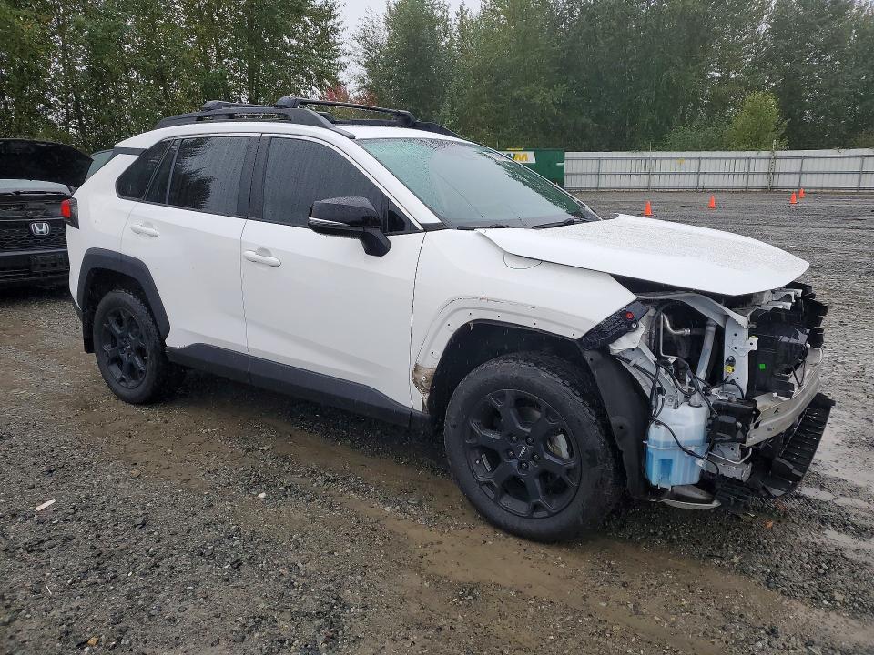 Продаж на аукціоні авто 2021 Toyota Rav4, vin: 2T3S1RFV8MW158231, номер лоту: 70804356